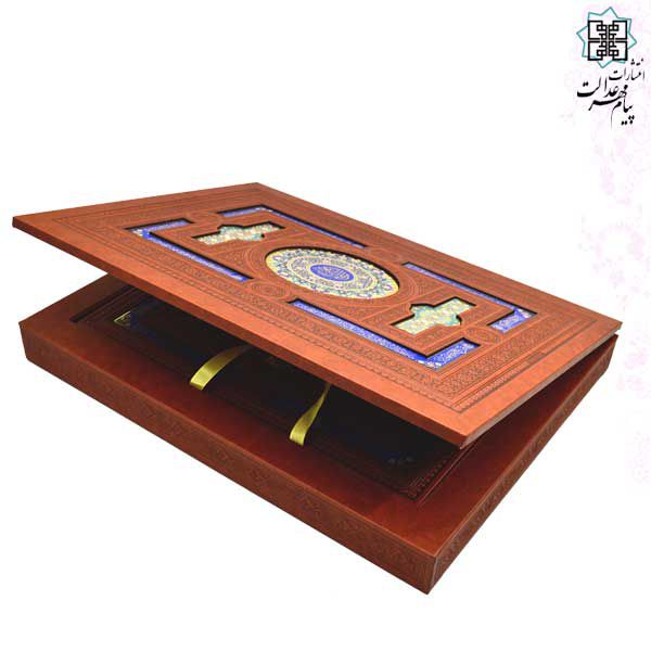 قرآن رحلی معطر چرم جعبه لپتاپی پلاک رنگی